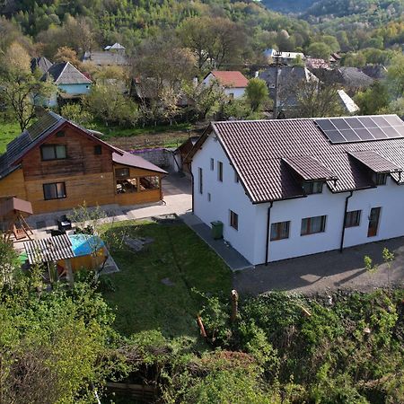 Casa Cu Povesti Rosia Montana Hotel Bagian luar foto
