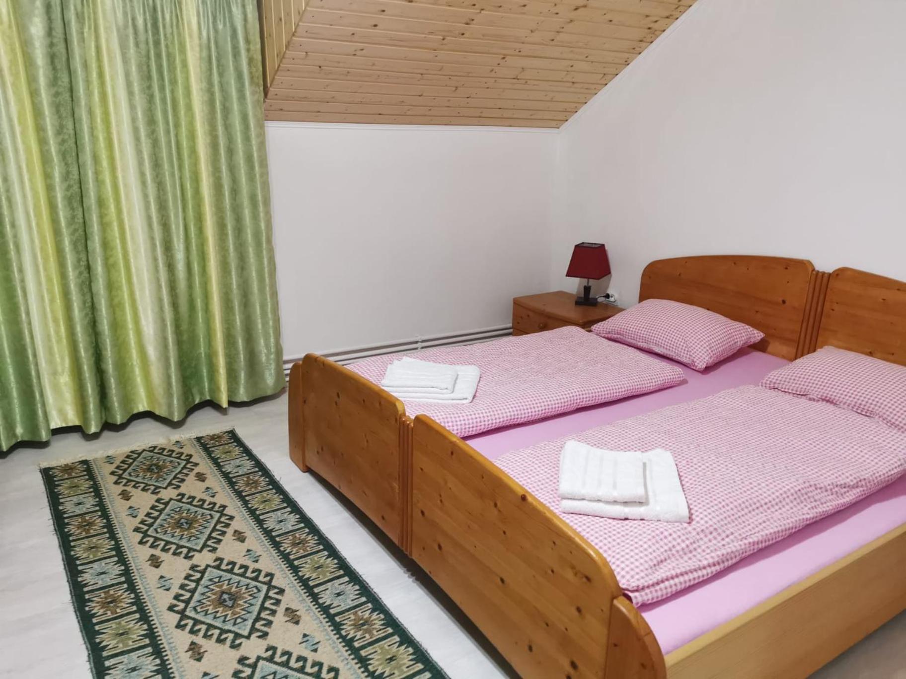 Casa Cu Povesti Rosia Montana Hotel Bagian luar foto